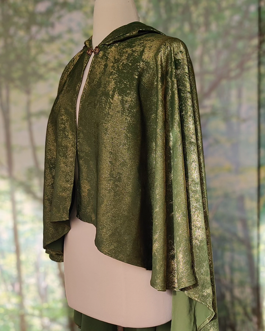 Elven hooded cape green and shimmering gold